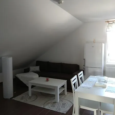 Pod Lesem Apartamento